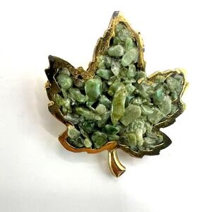 Vintage SELINI Maple Leaf Brooch Gold‎ Green Gemstone Chips Fall Leaf Pin Signed